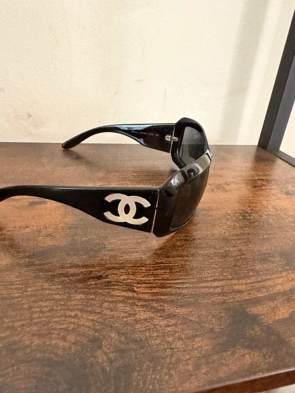 Chanel Vintage Y2K 5076-H Mother of Pearl CC Black Sunglasses